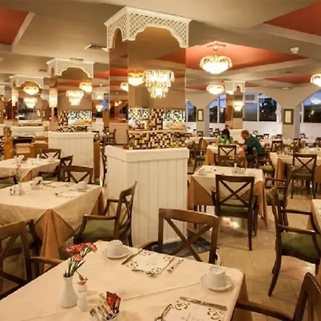 Adrian Colon Guanahani Adultos Only